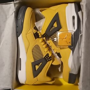 Retro 4 jordans size 13